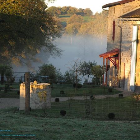 La Ferme De Pomereix Le Dorat ภายนอก รูปภาพ