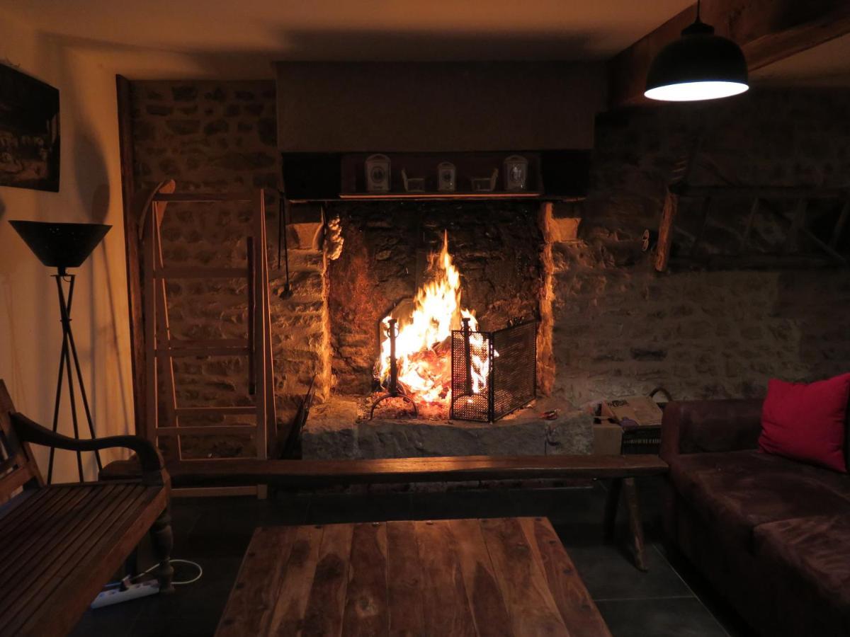 La Ferme De Pomereix Le Dorat ภายนอก รูปภาพ